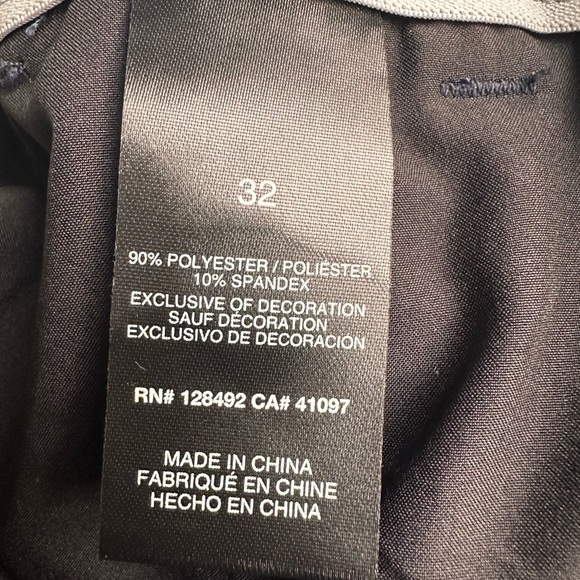 Greg Norman Golf Shorts Men's Blue Camo ML75 Microlux PlayDry Stretch - Picture 7 of 14